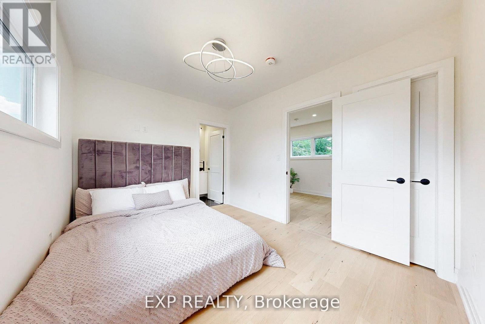 768 Montbeck Crescent, Mississauga, Ontario  L5G 1P3 - Photo 27 - W12839858