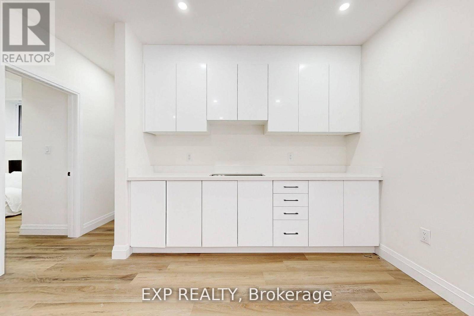 768 Montbeck Crescent, Mississauga, Ontario  L5G 1P3 - Photo 38 - W12839858