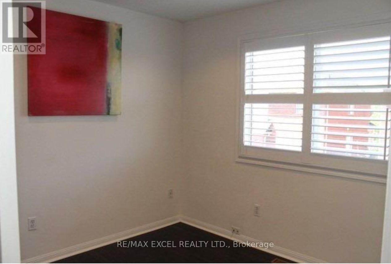 844 Gazley Circle, Milton, Ontario  L9T 6L6 - Photo 12 - W12839874