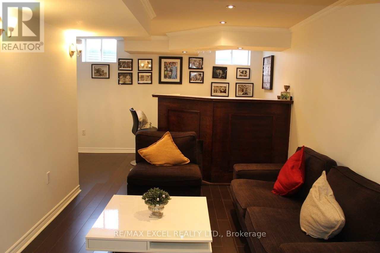 844 Gazley Circle, Milton, Ontario  L9T 6L6 - Photo 14 - W12839874