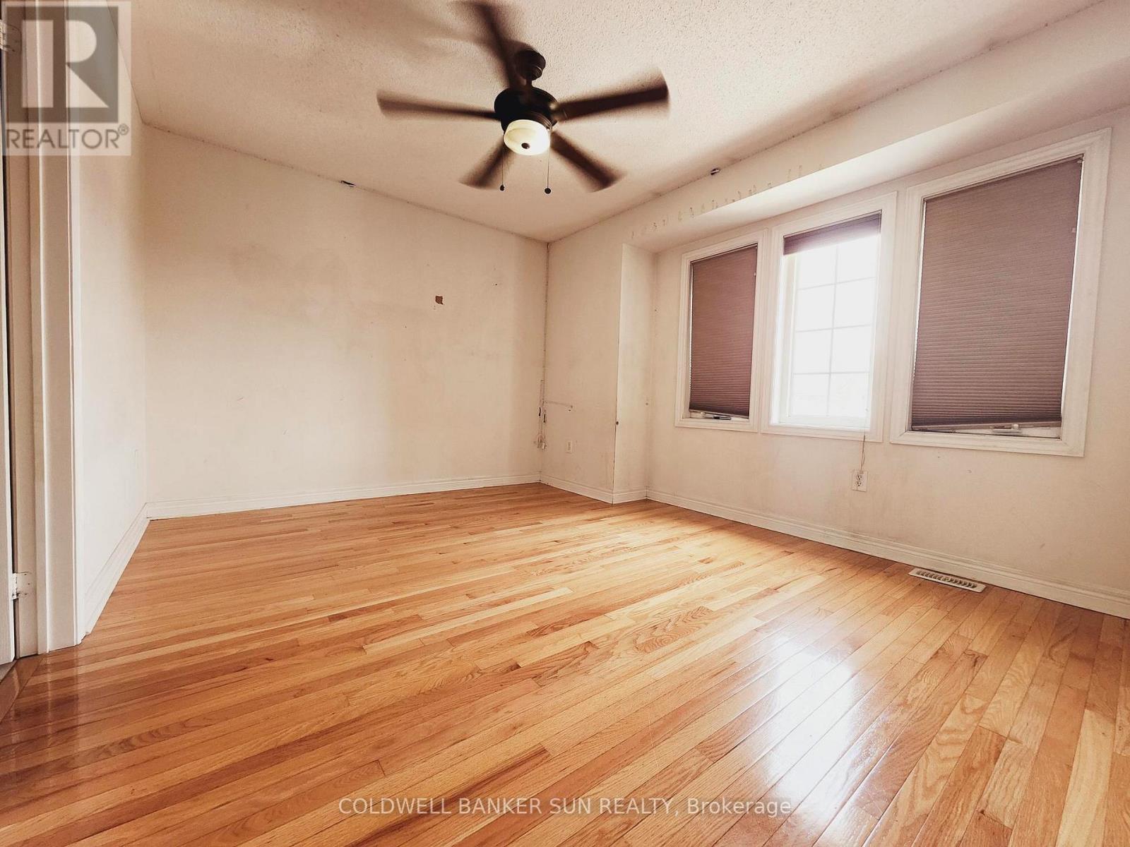 Upper - 31 Powell Drive, Brampton, Ontario  L6R 0L1 - Photo 7 - W12839978