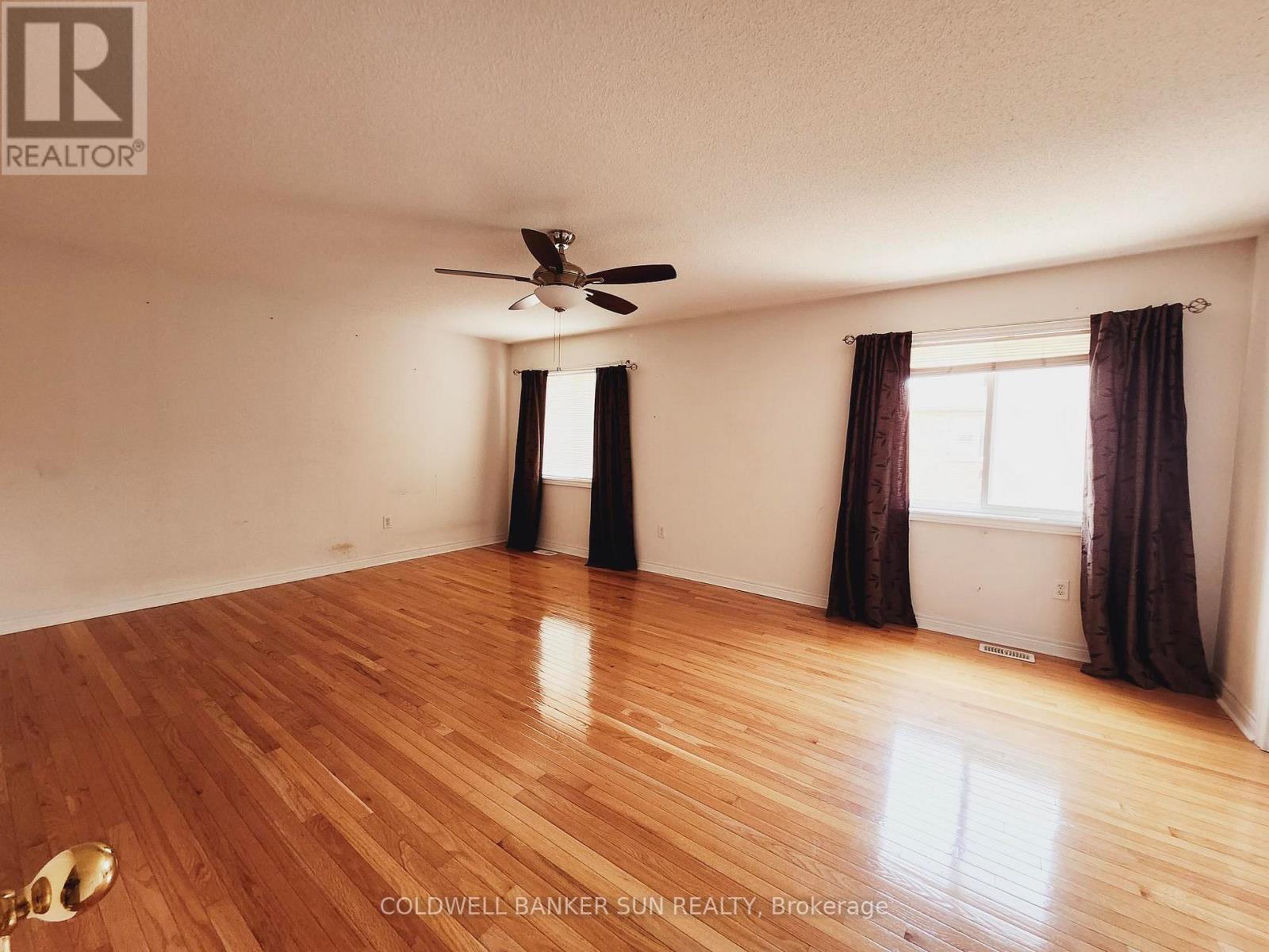 Upper - 31 Powell Drive, Brampton, Ontario  L6R 0L1 - Photo 9 - W12839978