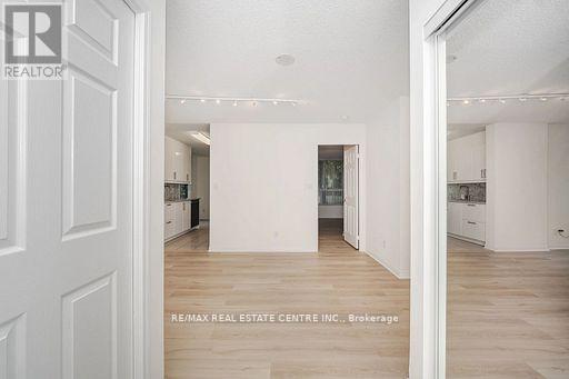 109 - 4850 Glen Erin Drive, Mississauga, Ontario  L5M 7S1 - Photo 6 - W12839992