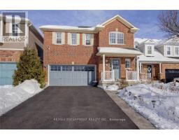 106 VOYAGER PASS, Hamilton, Ontario