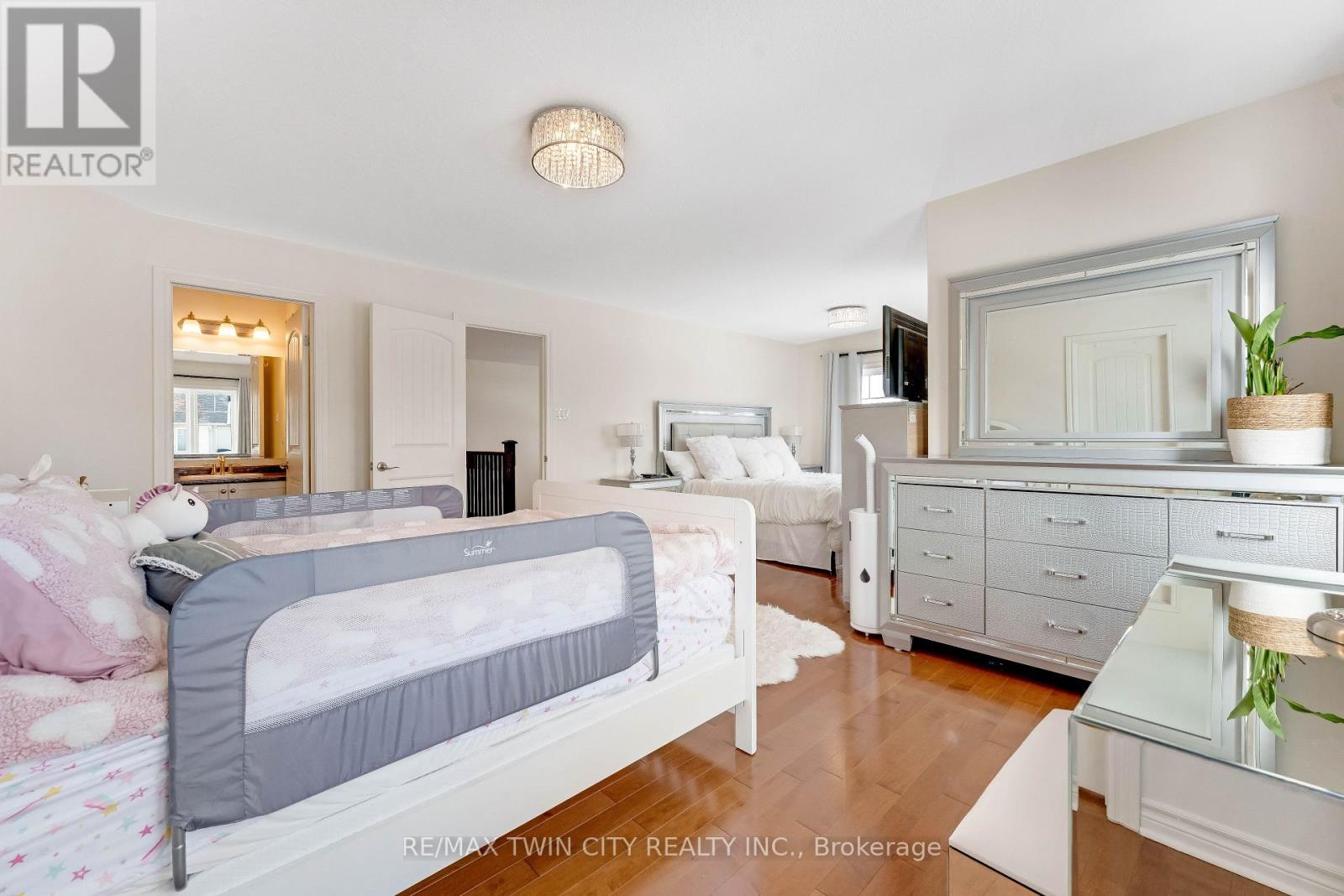 127 Eliza Avenue, Kitchener, Ontario  N2E 0C5 - Photo 23 - X12839018