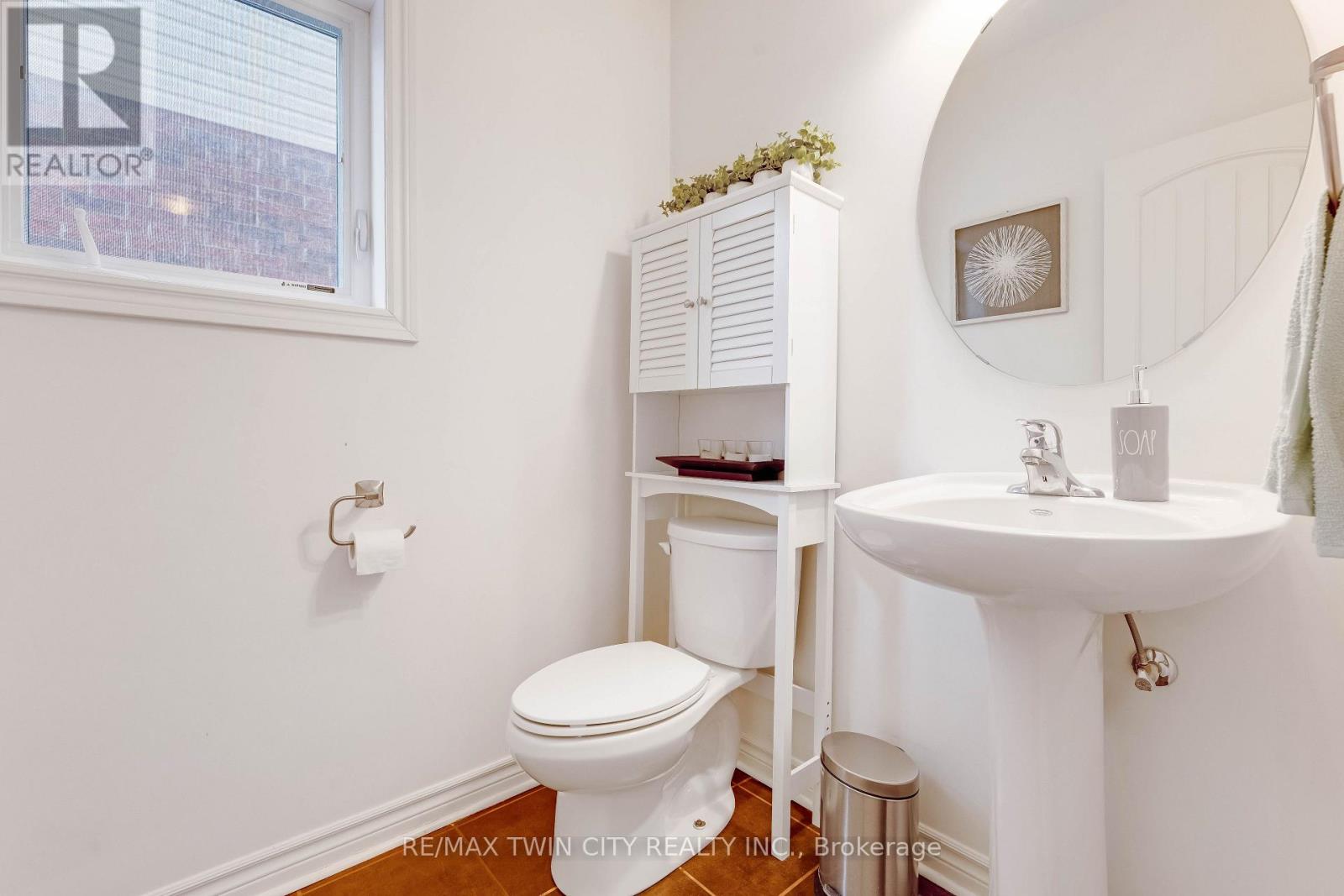 127 Eliza Avenue, Kitchener, Ontario  N2E 0C5 - Photo 17 - X12839018