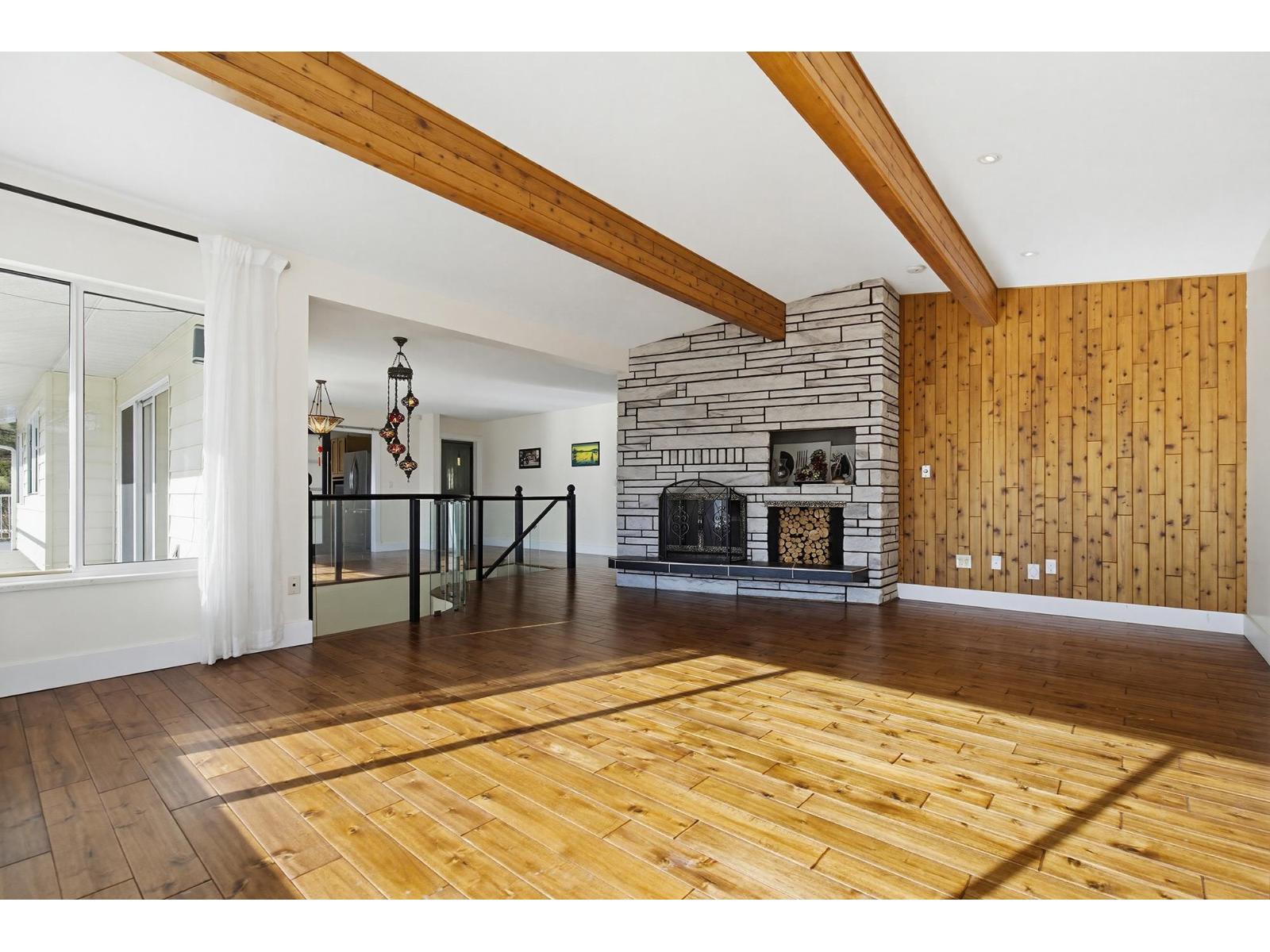 34639 Dunn Street, Mission, British Columbia  V2V 6W1 - Photo 10 - R3094500