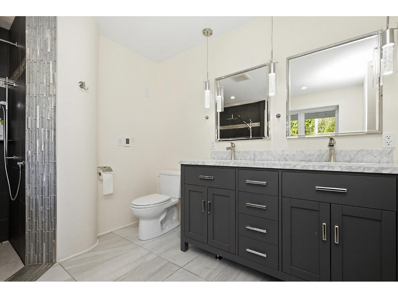 34639 Dunn Street, Mission, British Columbia  V2V 6W1 - Photo 17 - R3094500