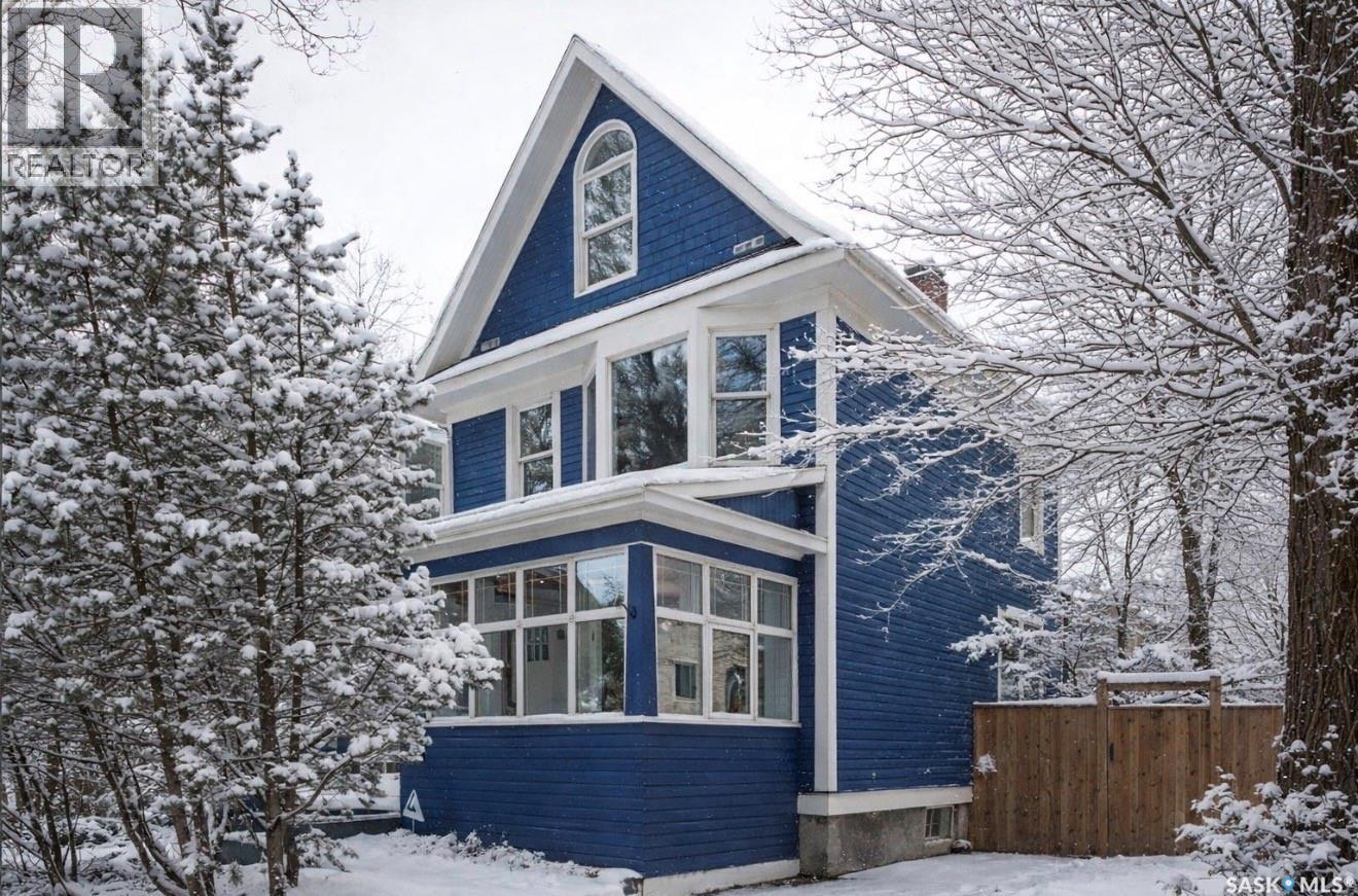 1018 Aird Street, Saskatoon, Saskatchewan  S7N 0T1 - Photo 1 - SK029614