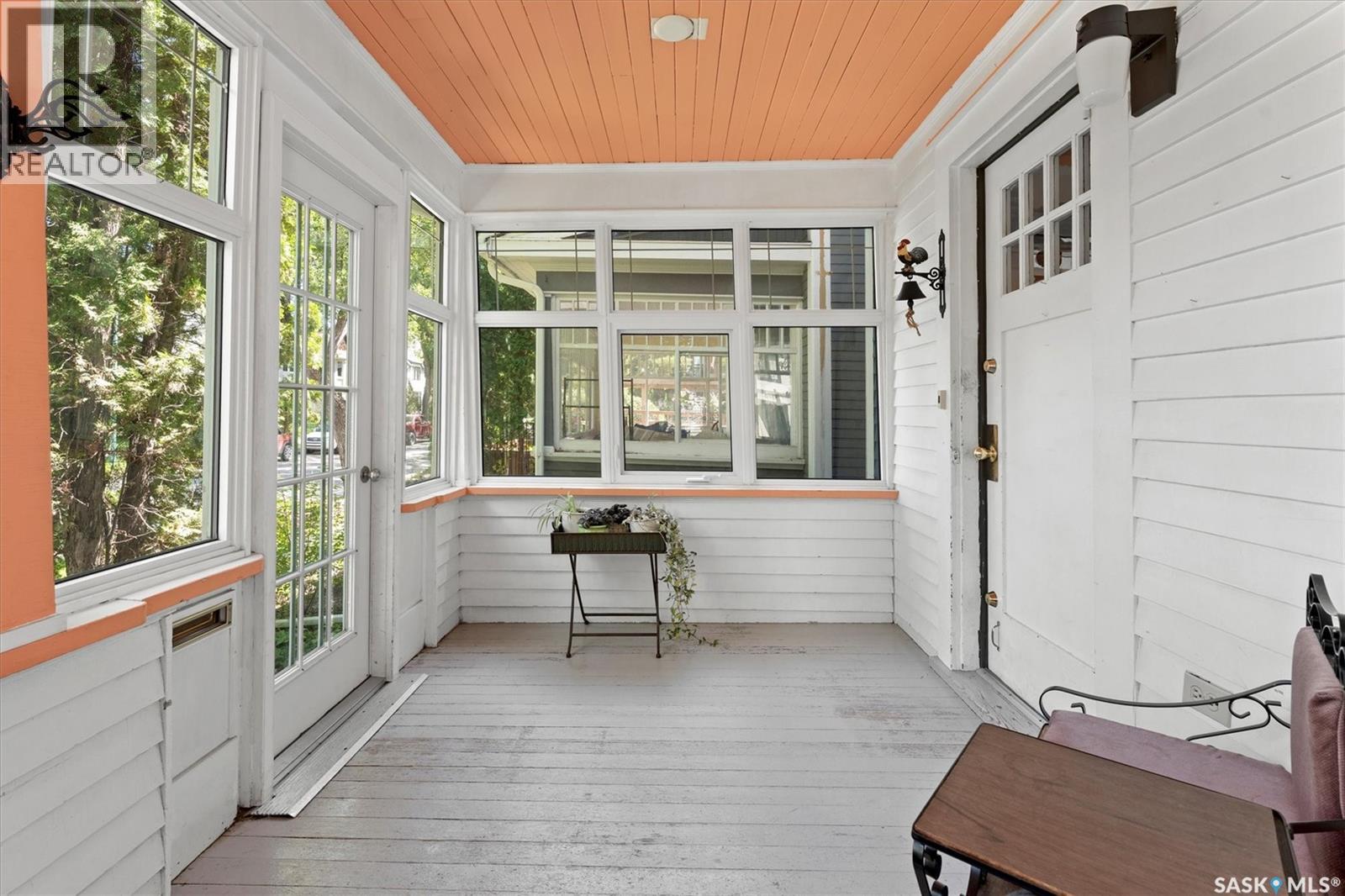 1018 Aird Street, Saskatoon, Saskatchewan  S7N 0T1 - Photo 6 - SK029614