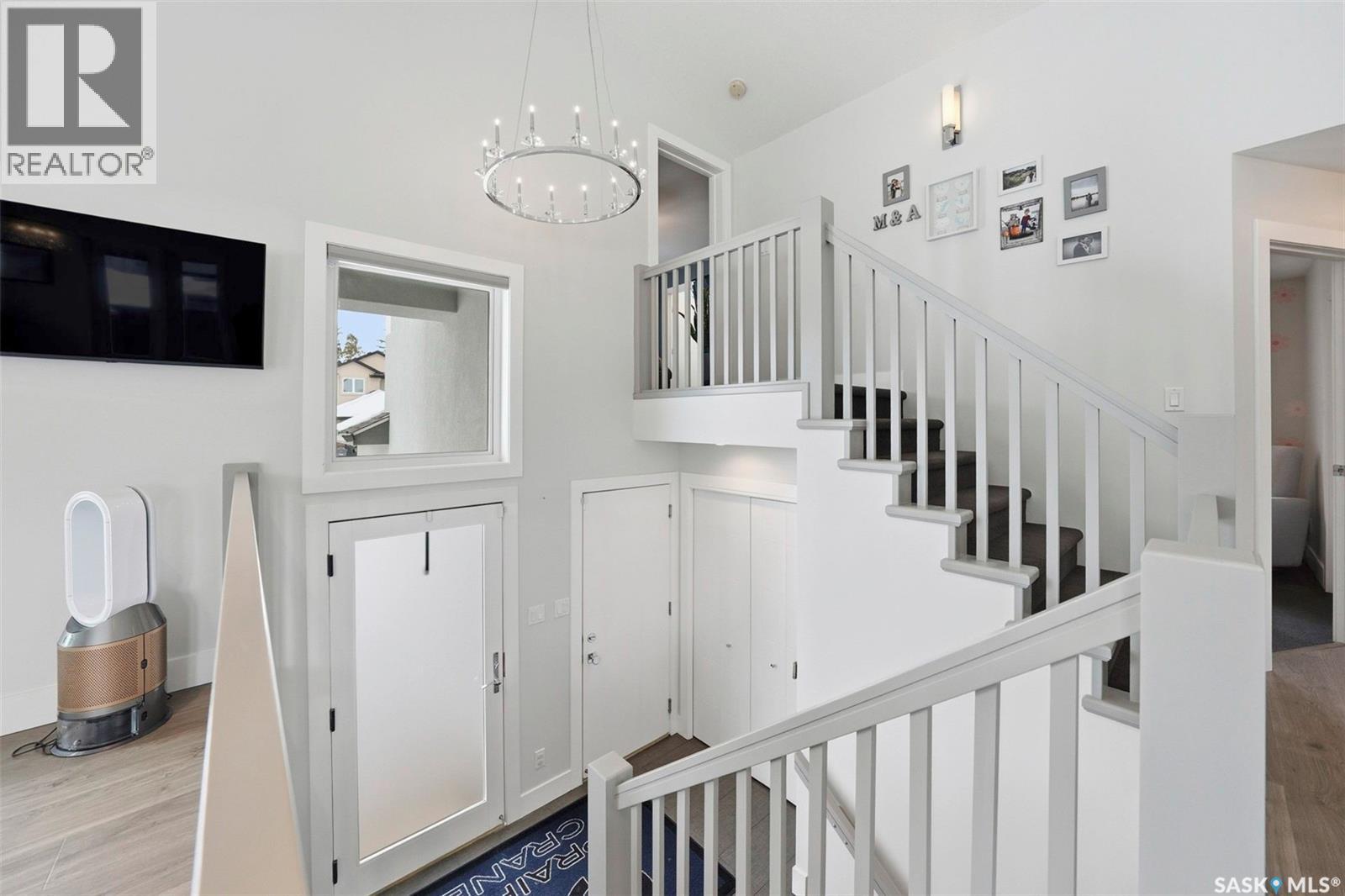 370 Atton Crescent, Saskatoon, Saskatchewan  S7W 0K7 - Photo 3 - SK029479