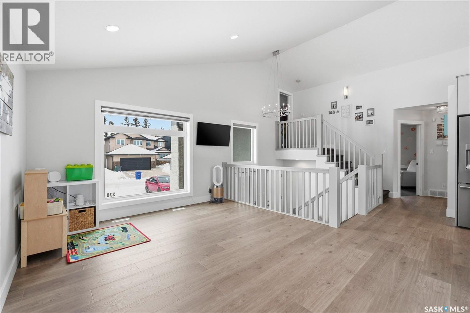 370 Atton Crescent, Saskatoon, Saskatchewan  S7W 0K7 - Photo 5 - SK029479