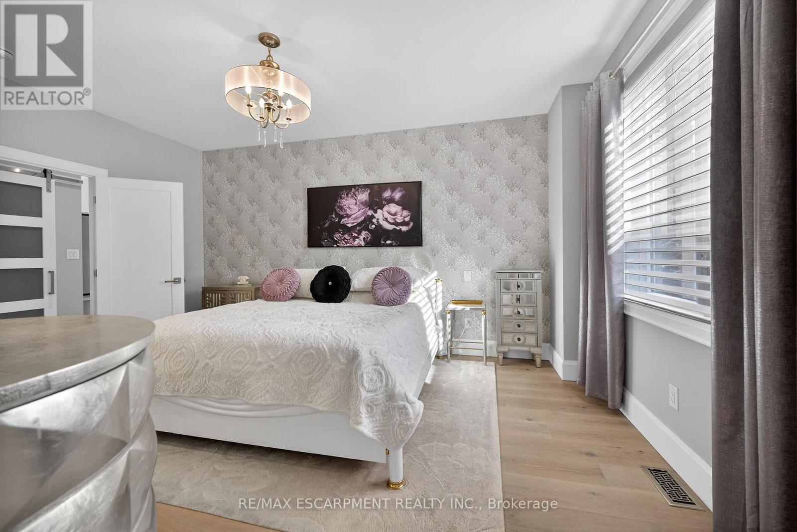 747 Vernon Place, Hamilton, Ontario  L9G 3H4 - Photo 40 - X12839766