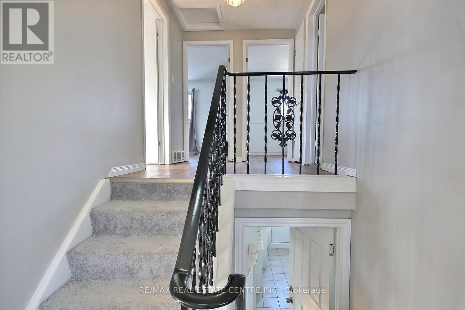 155 Bakersfield Drive, Cambridge, Ontario  N1R 6X9 - Photo 11 - X12839844