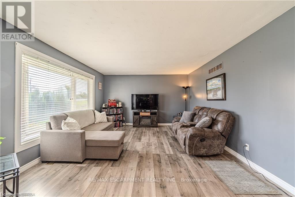 591 Governors Road E, Brant, Ontario  N3L 3E1 - Photo 8 - X12839864