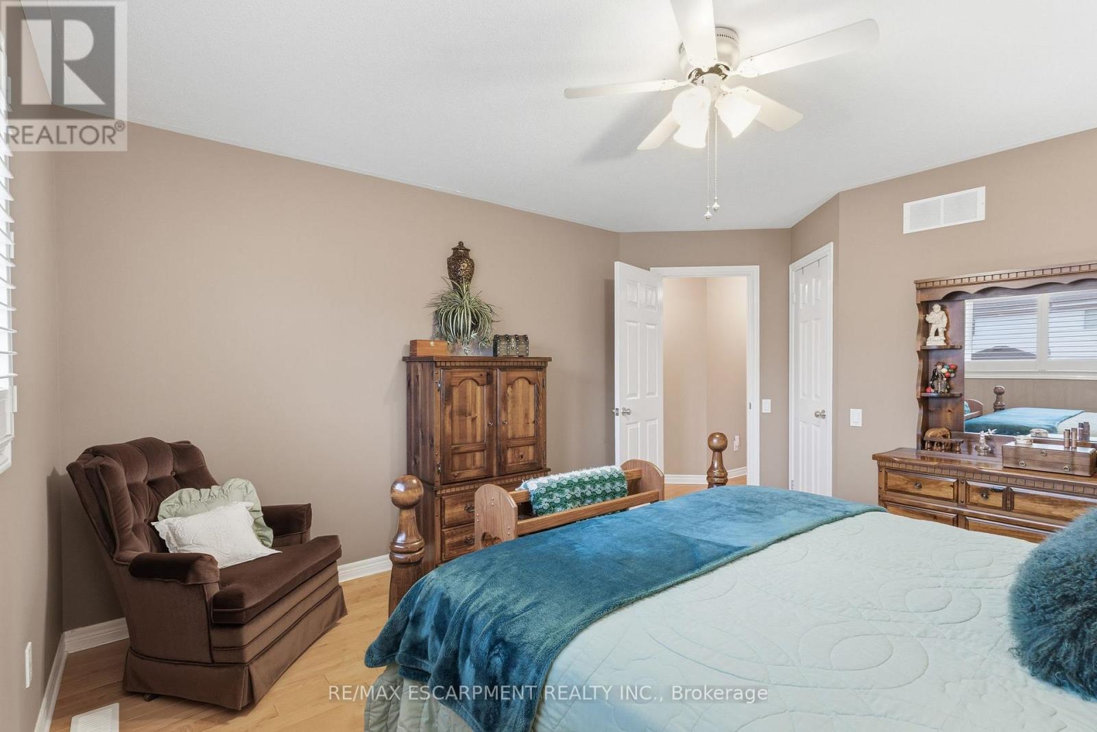 5 Briarwood Drive, St. Catharines, Ontario  L2S 4A7 - Photo 16 - X12839880