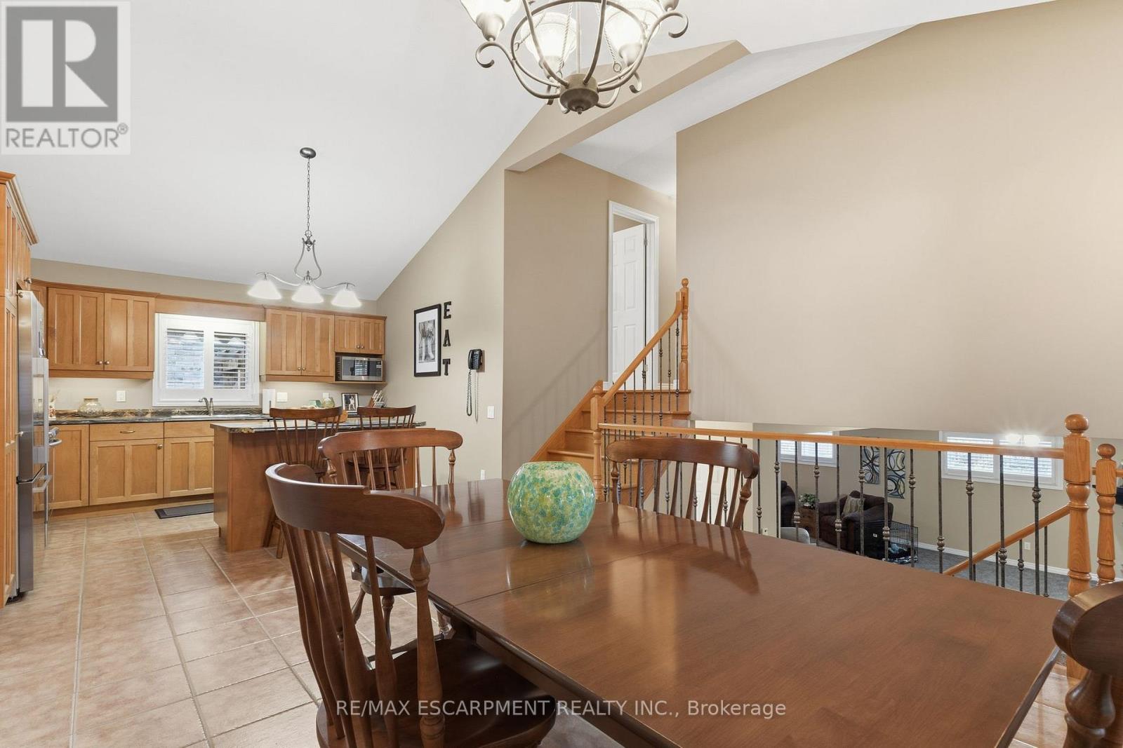 5 Briarwood Drive, St. Catharines, Ontario  L2S 4A7 - Photo 9 - X12839880