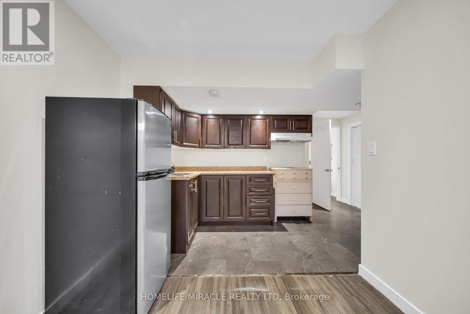 25 Breesegarden Lane, Guelph, Ontario  N1E 7H1 - Photo 31 - X12839946