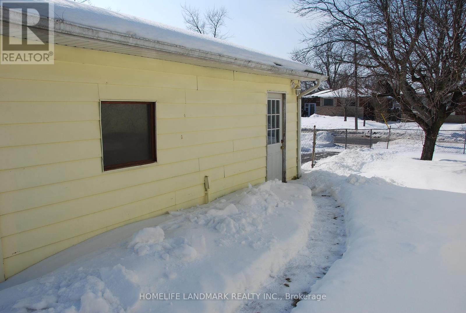 7116 Centennial Street, Niagara Falls, Ontario  L2G 2Z1 - Photo 7 - X12839990