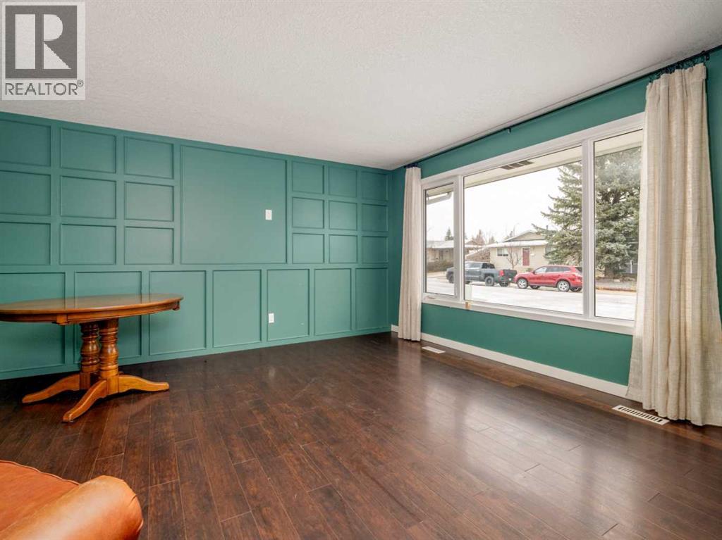 137 Pensacola Court W, Lethbridge, Alberta  T1K 4R7 - Photo 8 - A2289953