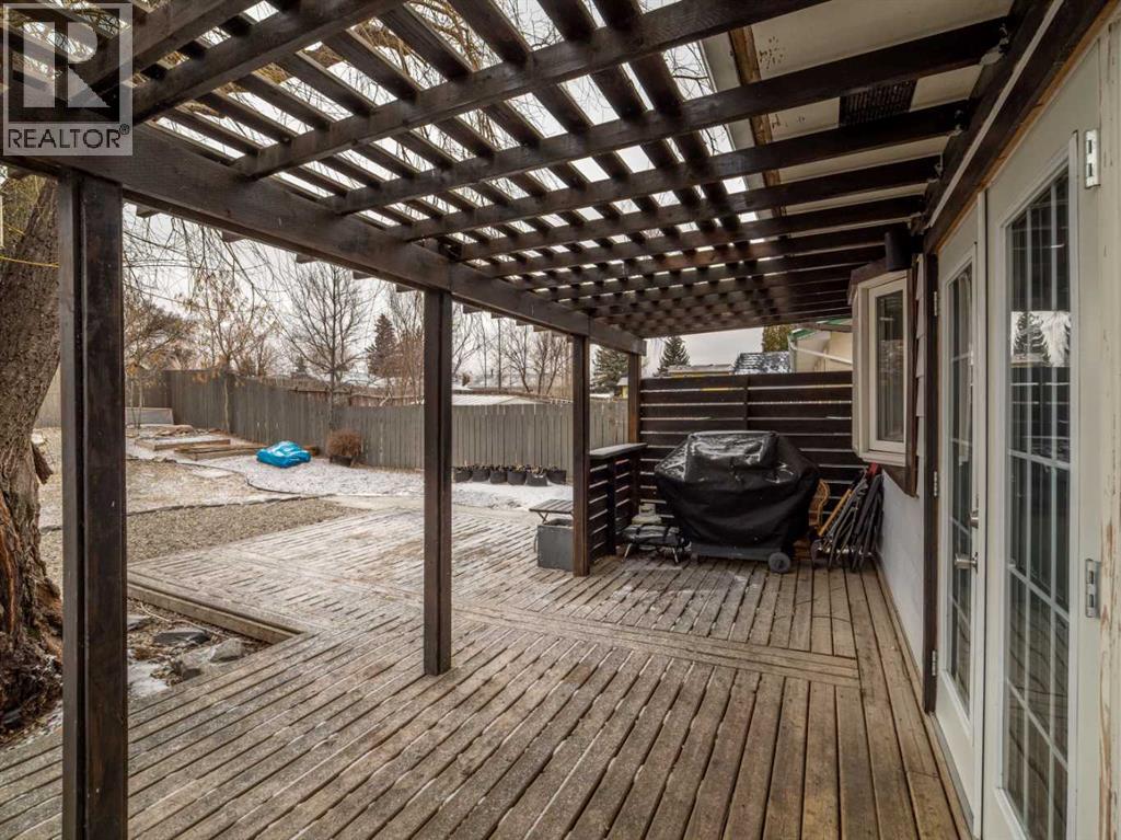 137 Pensacola Court W, Lethbridge, Alberta  T1K 4R7 - Photo 38 - A2289953