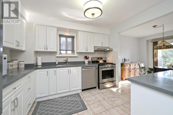 27 - 121 Falconer Drive, Mississauga, Ontario  L5N 2K8 - Photo 13 - W12839956