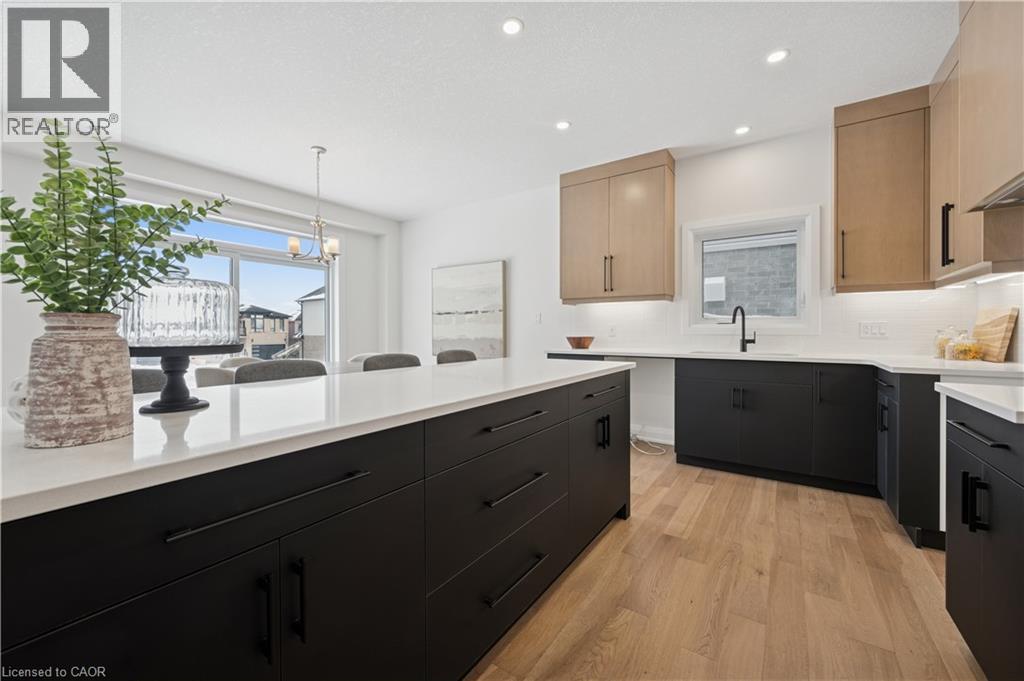 702 Autumn Willow Drive, Waterloo, Ontario  N2V 0H8 - Photo 18 - 40809037