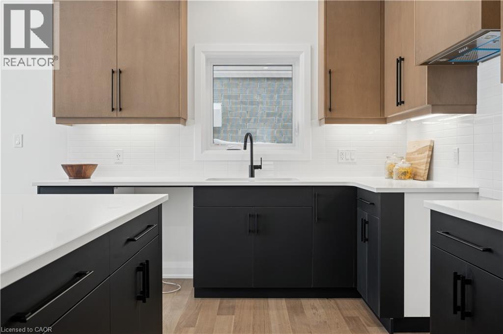 702 Autumn Willow Drive, Waterloo, Ontario  N2V 0H8 - Photo 19 - 40809037