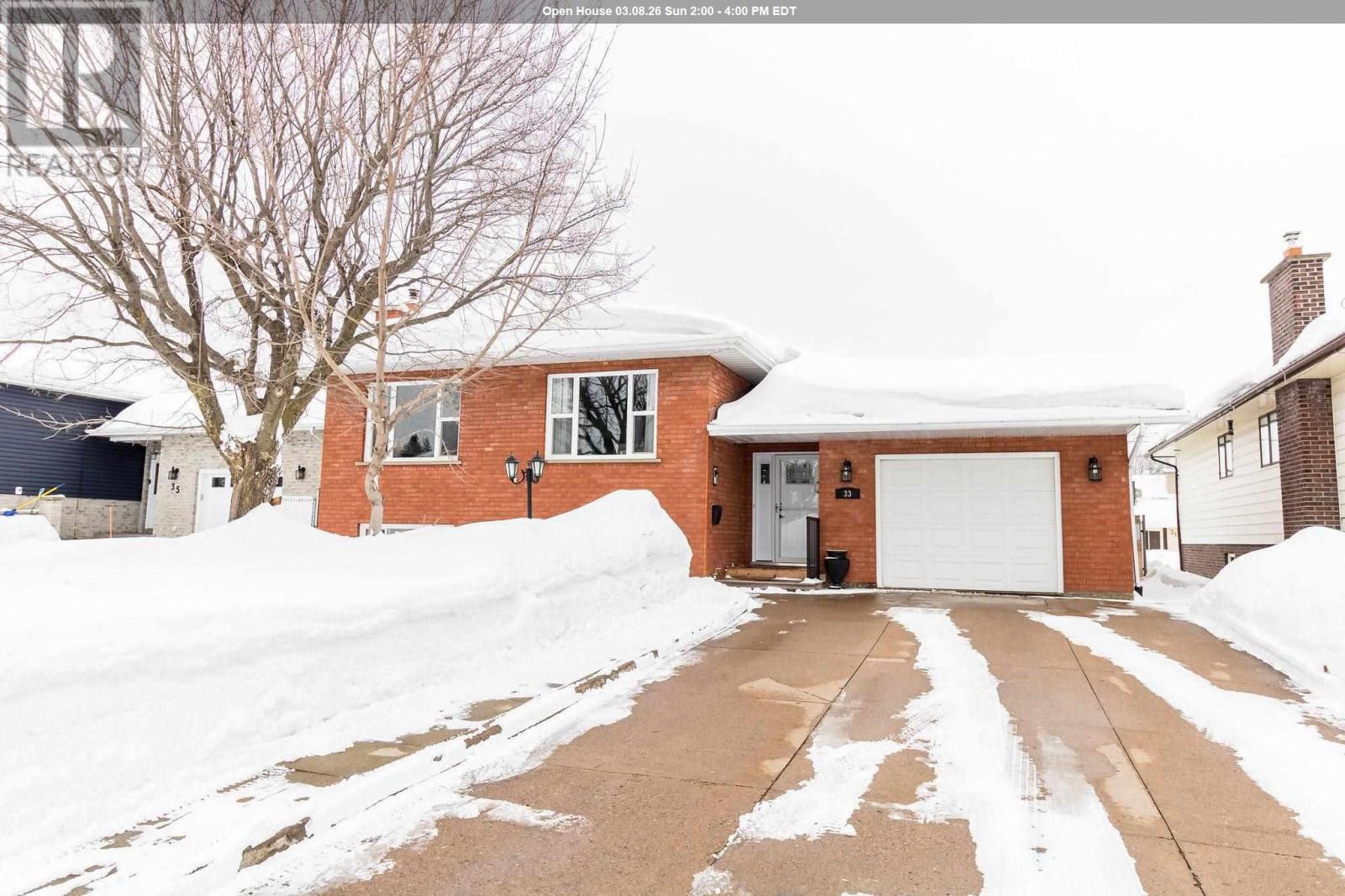 33 Parker AVE, Sault Ste. Marie, Ontario