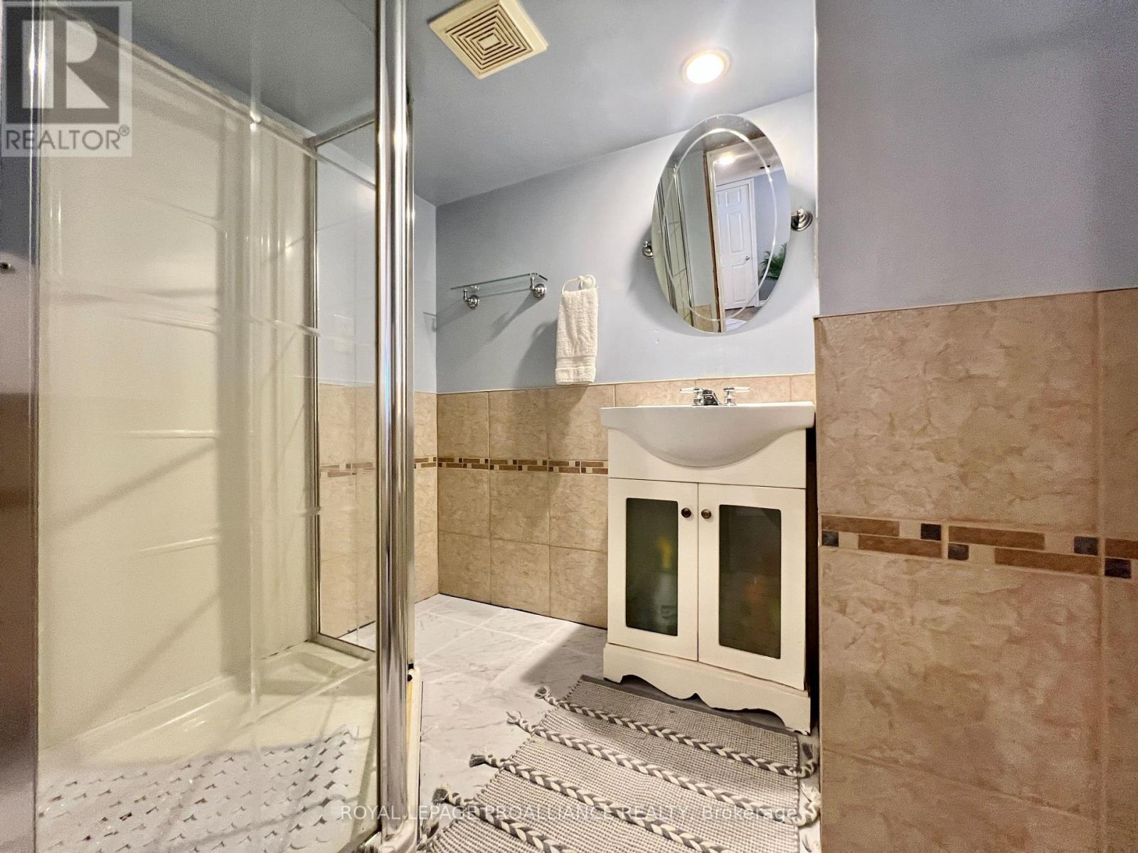 29 Pringle Drive, Belleville, Ontario  K8P 2L2 - Photo 16 - X12840106