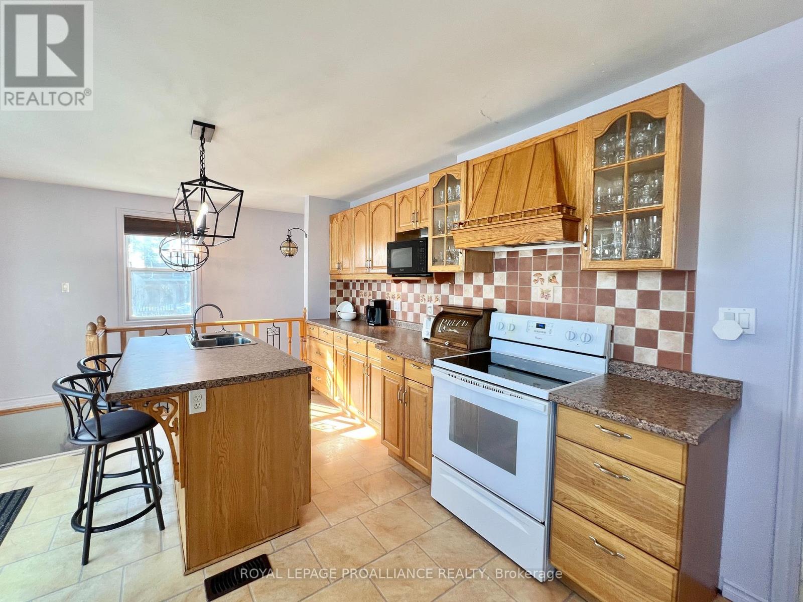 29 Pringle Drive, Belleville, Ontario  K8P 2L2 - Photo 9 - X12840106