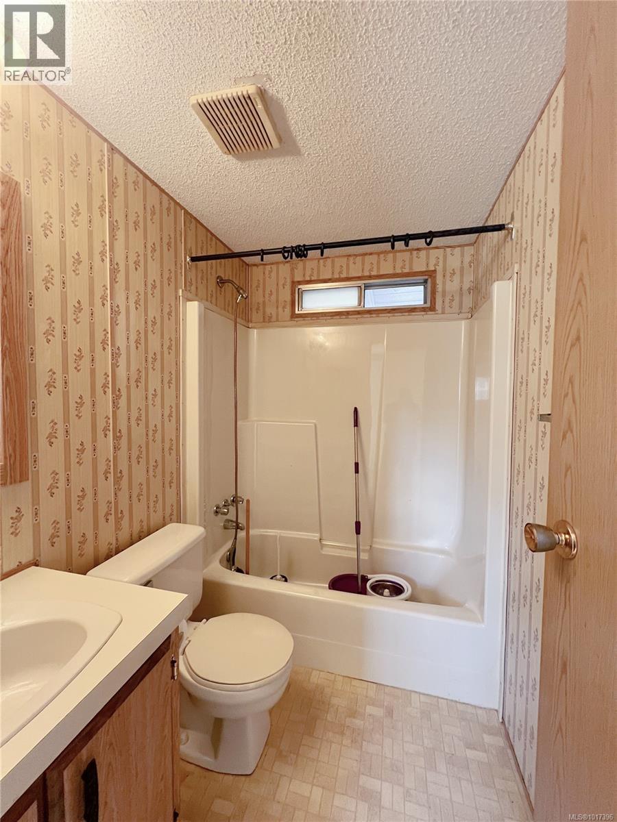 602 Matchlee Dr, Gold River, British Columbia  V0P 1G0 - Photo 9 - 1017396