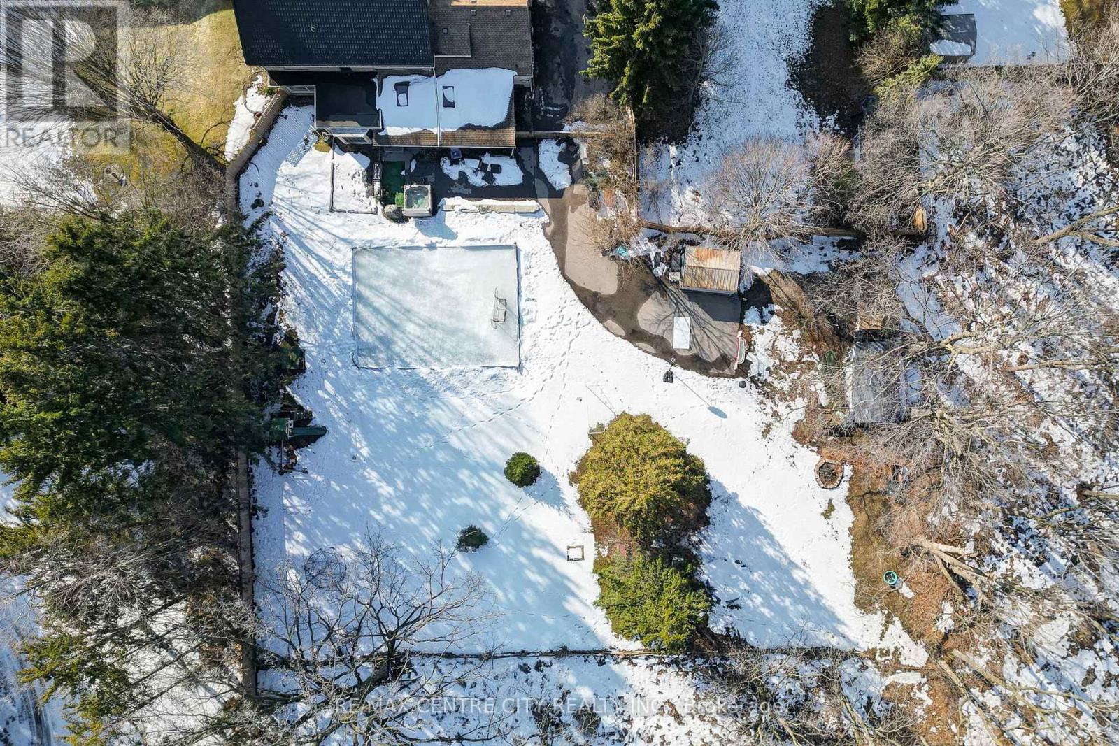 339 Sunset Drive, Central Elgin, Ontario  N5R 3C6 - Photo 9 - X12840160