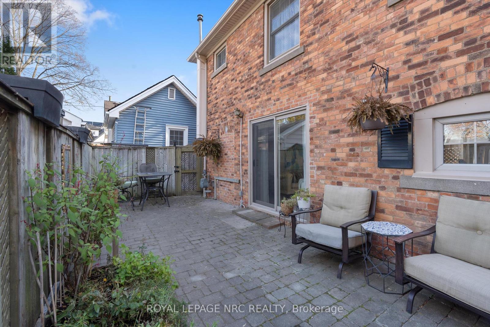 89 1/2 Albert Street, St. Catharines, Ontario  L2R 2H2 - Photo 27 - X12774344