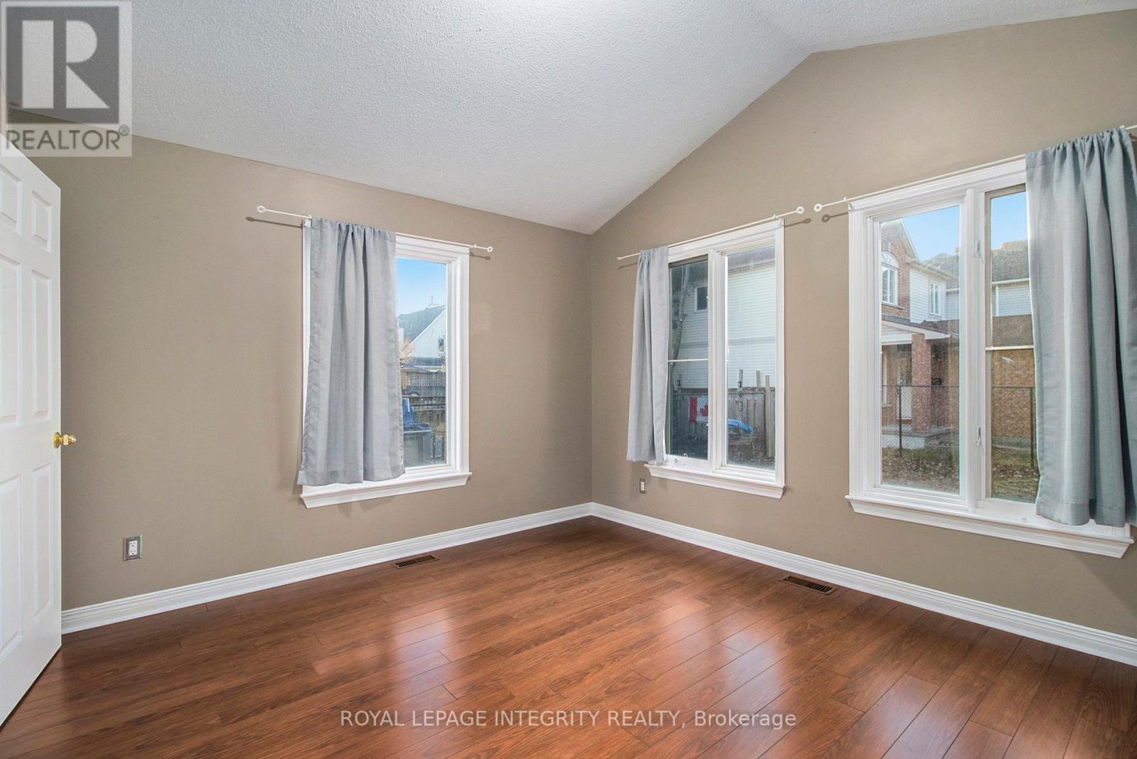 12 Cottingham Street, Ottawa, Ontario  K2G 6H7 - Photo 17 - X12840108