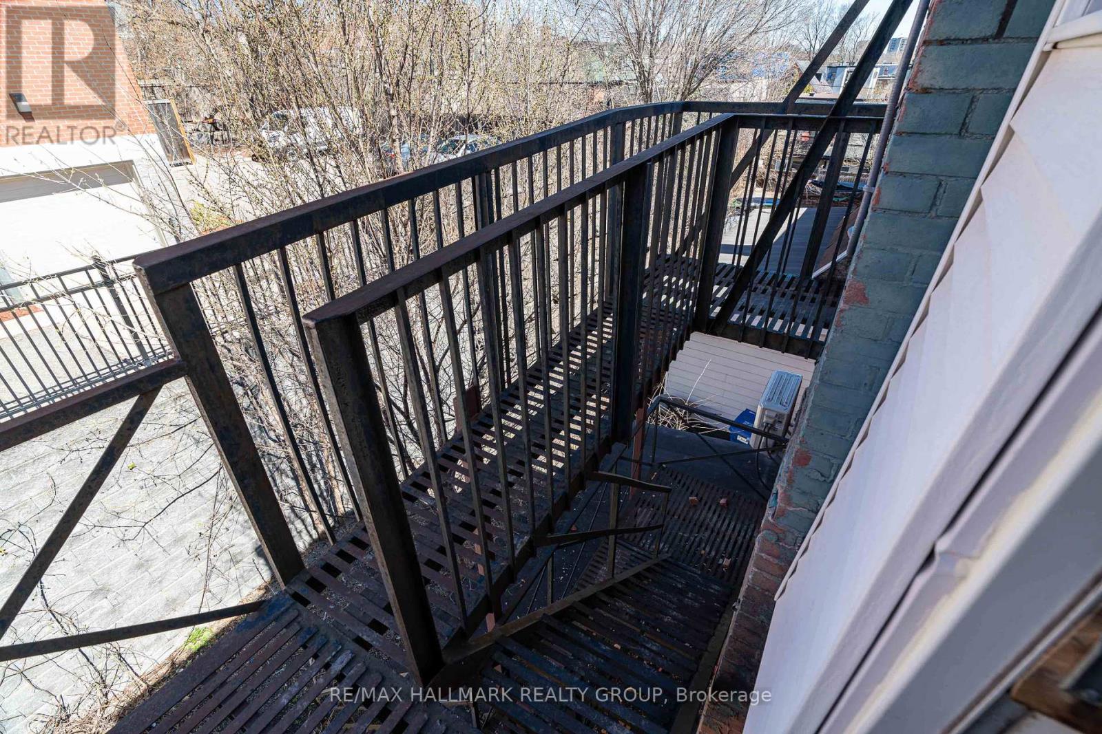 261 Somerset Street E, Ottawa, Ontario  K1N 6V5 - Photo 14 - X12840114