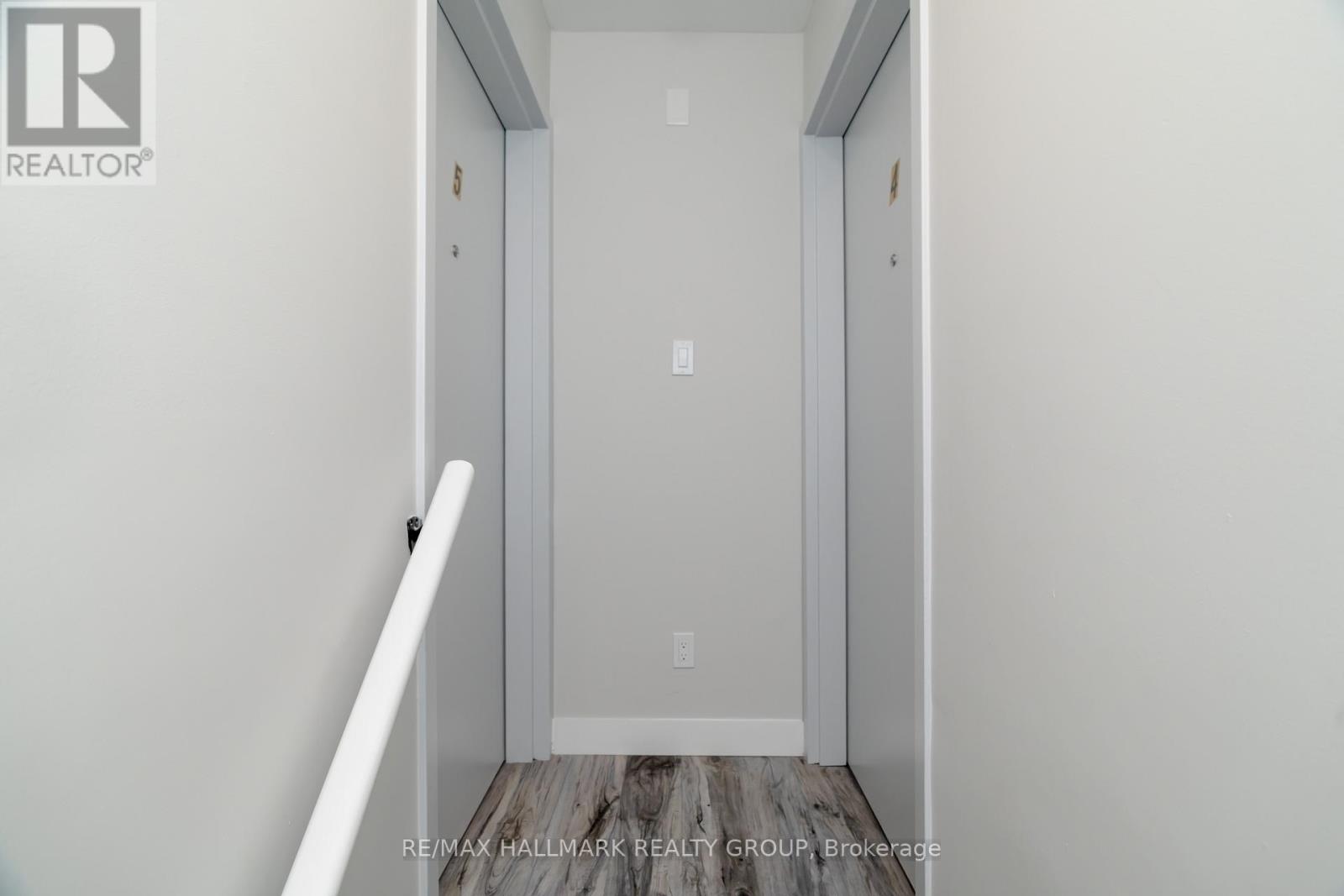 261 Somerset Street E, Ottawa, Ontario  K1N 6V5 - Photo 3 - X12840114