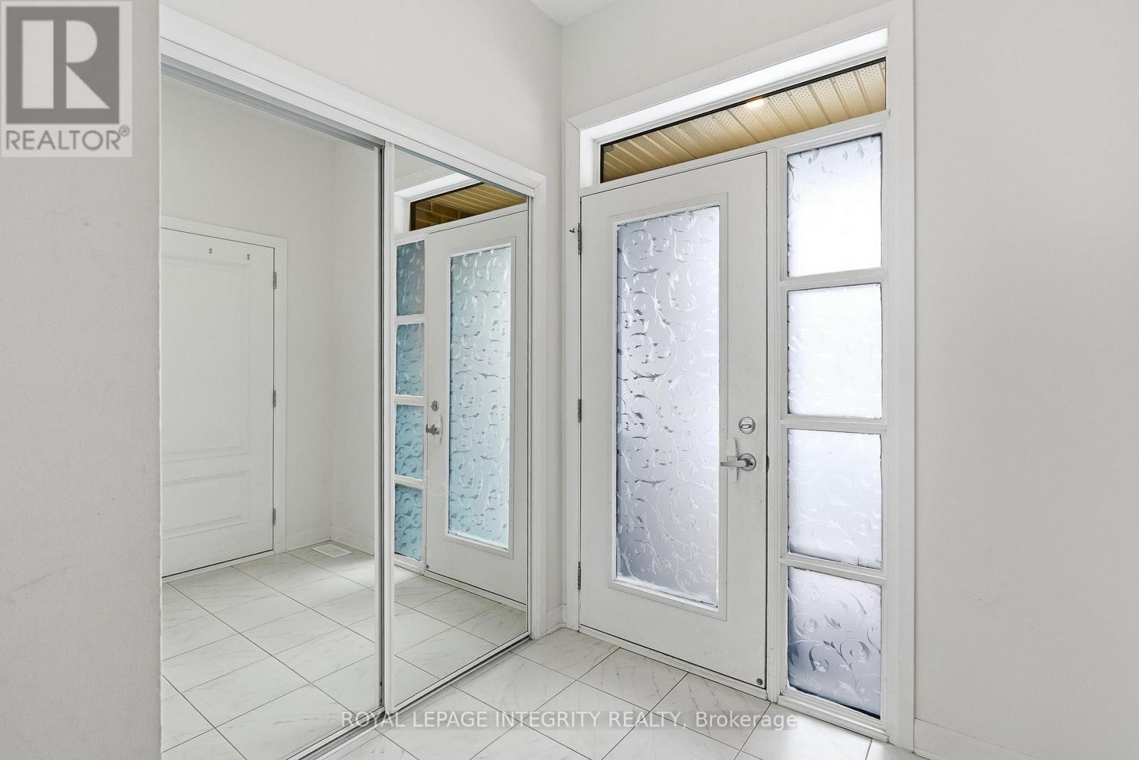 516 Prominence Way, Ottawa, Ontario  K4A 5L3 - Photo 2 - X12840166