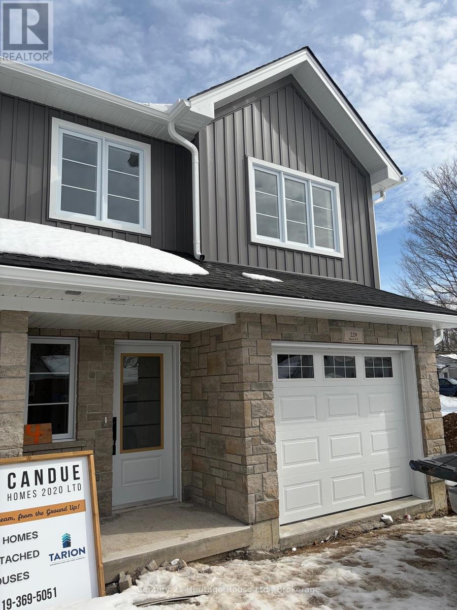 4 - 229 BRUCE STREET S, West Grey, Ontario