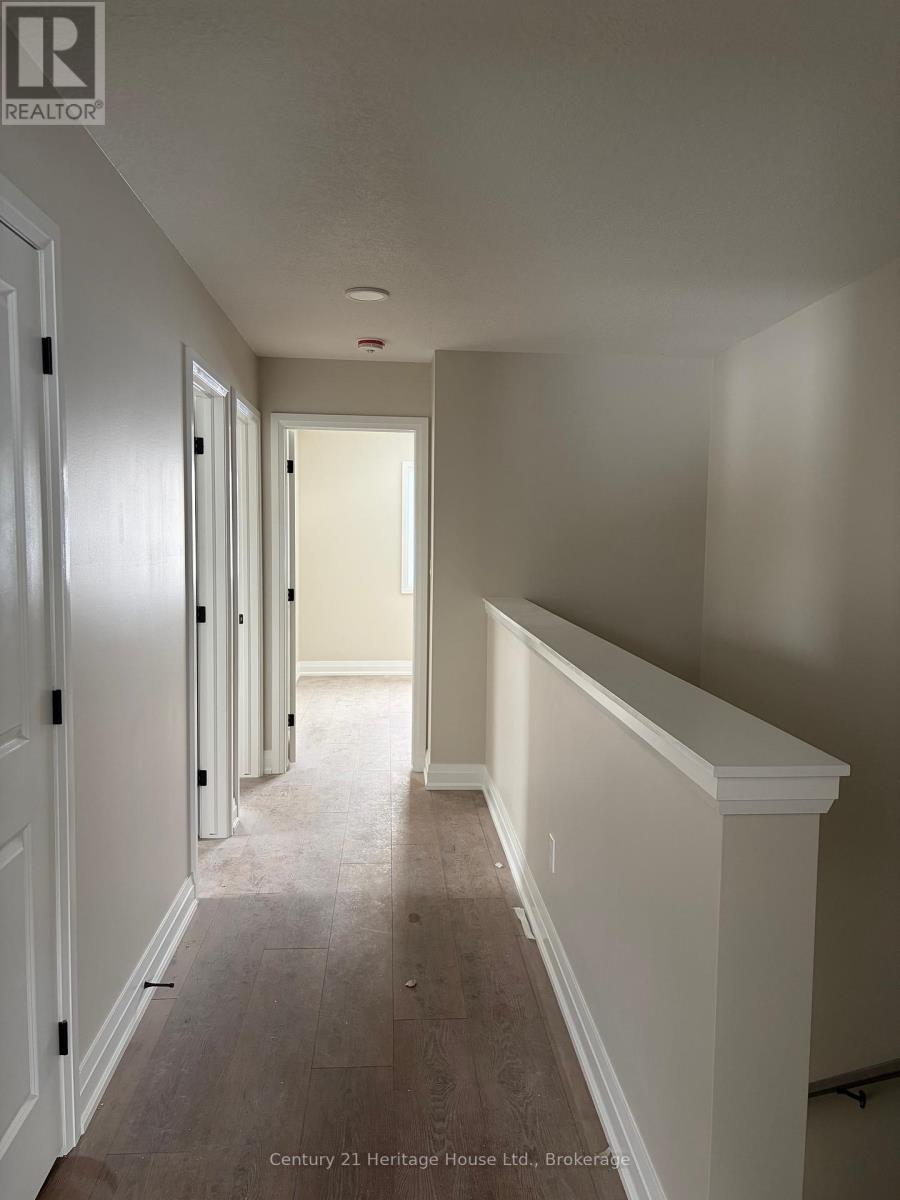 4 - 229 Bruce Street S, West Grey, Ontario  N0G 1R0 - Photo 6 - X12468225