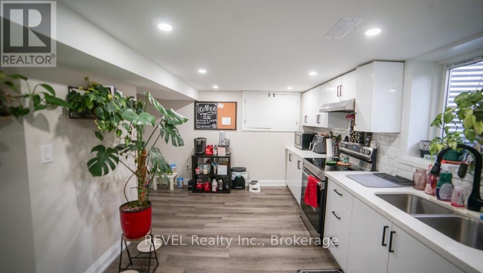 Lower - 510 Lloyd Avenue, Welland, Ontario  L3C 2Z5 - Photo 13 - X12840020