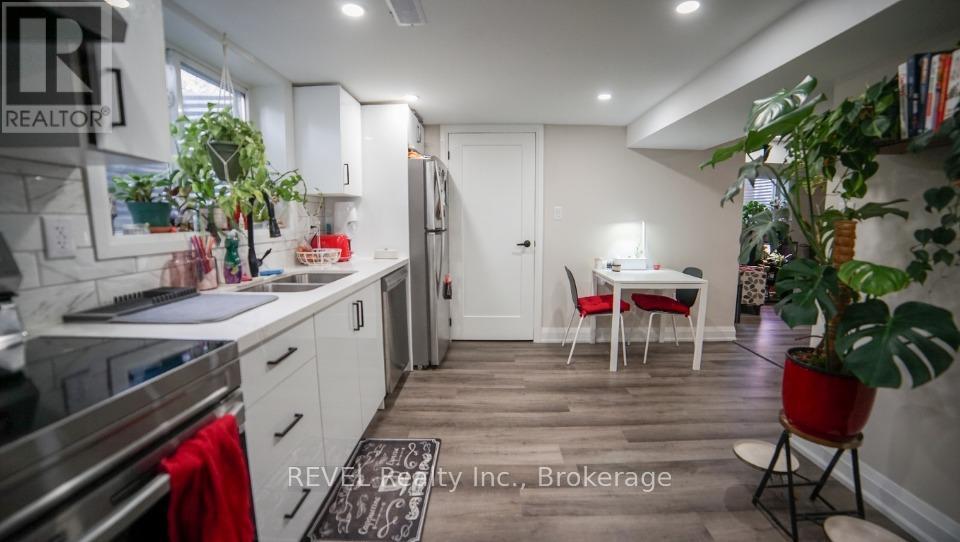 Lower - 510 Lloyd Avenue, Welland, Ontario  L3C 2Z5 - Photo 15 - X12840020