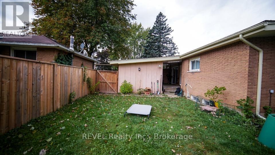 Lower - 510 Lloyd Avenue, Welland, Ontario  L3C 2Z5 - Photo 2 - X12840020