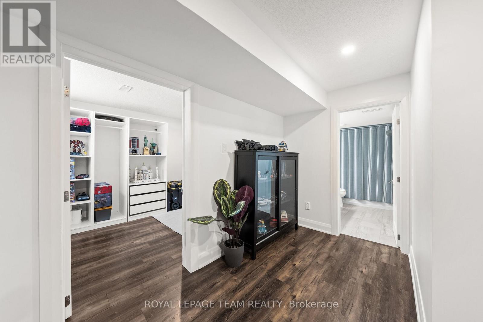 111 Dun Skipper Drive, Ottawa, Ontario  K1X 0G1 - Photo 35 - X12837782