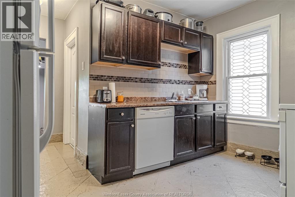 1341-43 Benjamin Avenue, Windsor, Ontario  N8X 3L3 - Photo 16 - 26004418