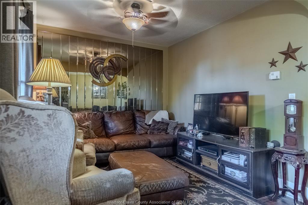 1341-43 Benjamin Avenue, Windsor, Ontario  N8X 3L3 - Photo 3 - 26004418