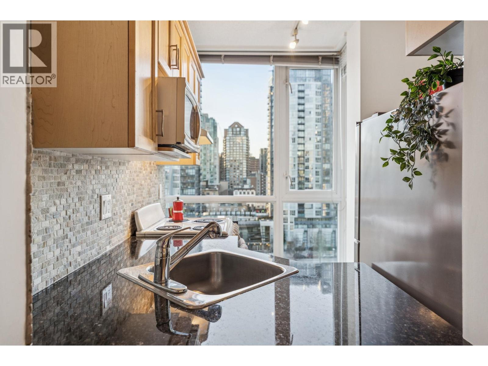 1202 1188 Richards Street, Vancouver, British Columbia  V6B 3E6 - Photo 12 - R3095404