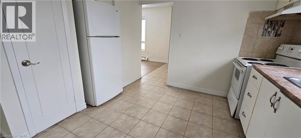 23 Rutherford Drive Unit# A, Kitchener, Ontario  N2A 1P8 - Photo 2 - 40809228