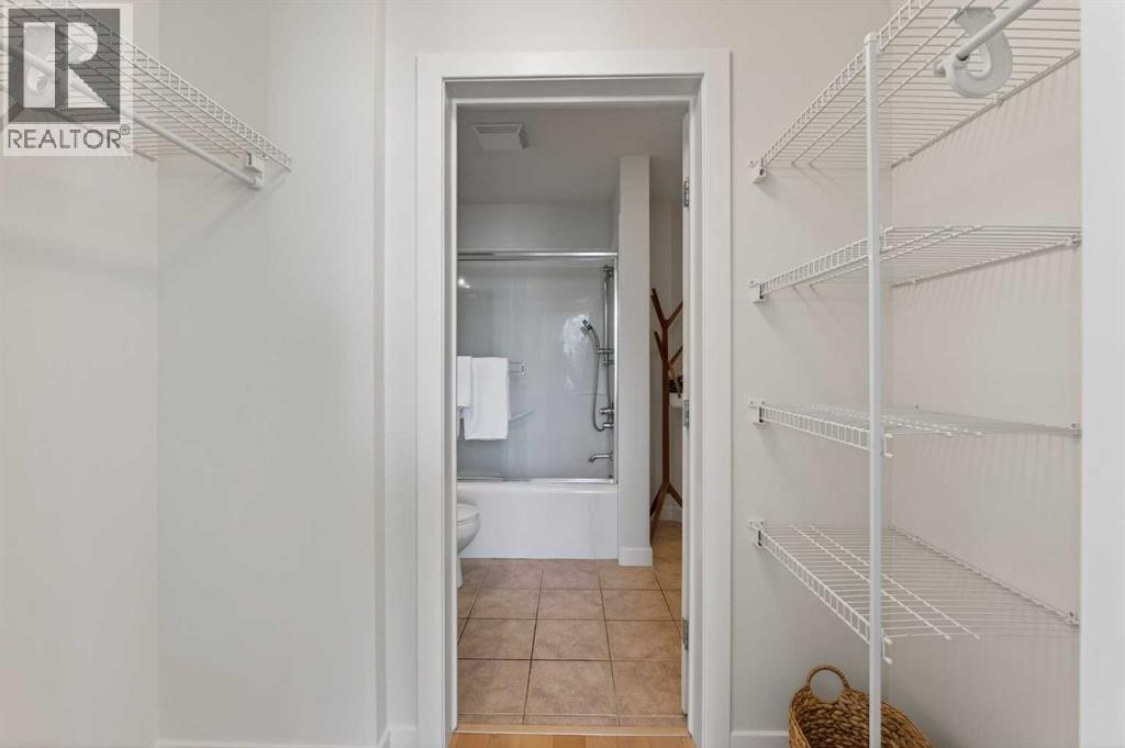 206, 208 Holy Cross Lane Sw, Calgary, Alberta  T2S 3G3 - Photo 26 - A2289904