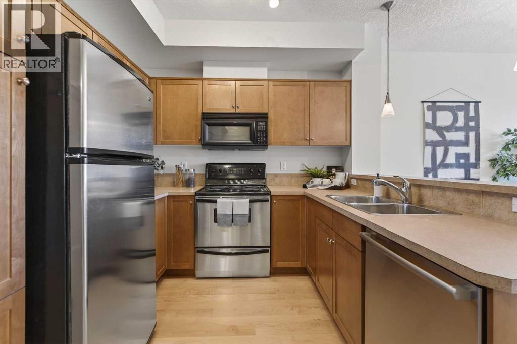 206, 208 Holy Cross Lane Sw, Calgary, Alberta  T2S 3G3 - Photo 5 - A2289904